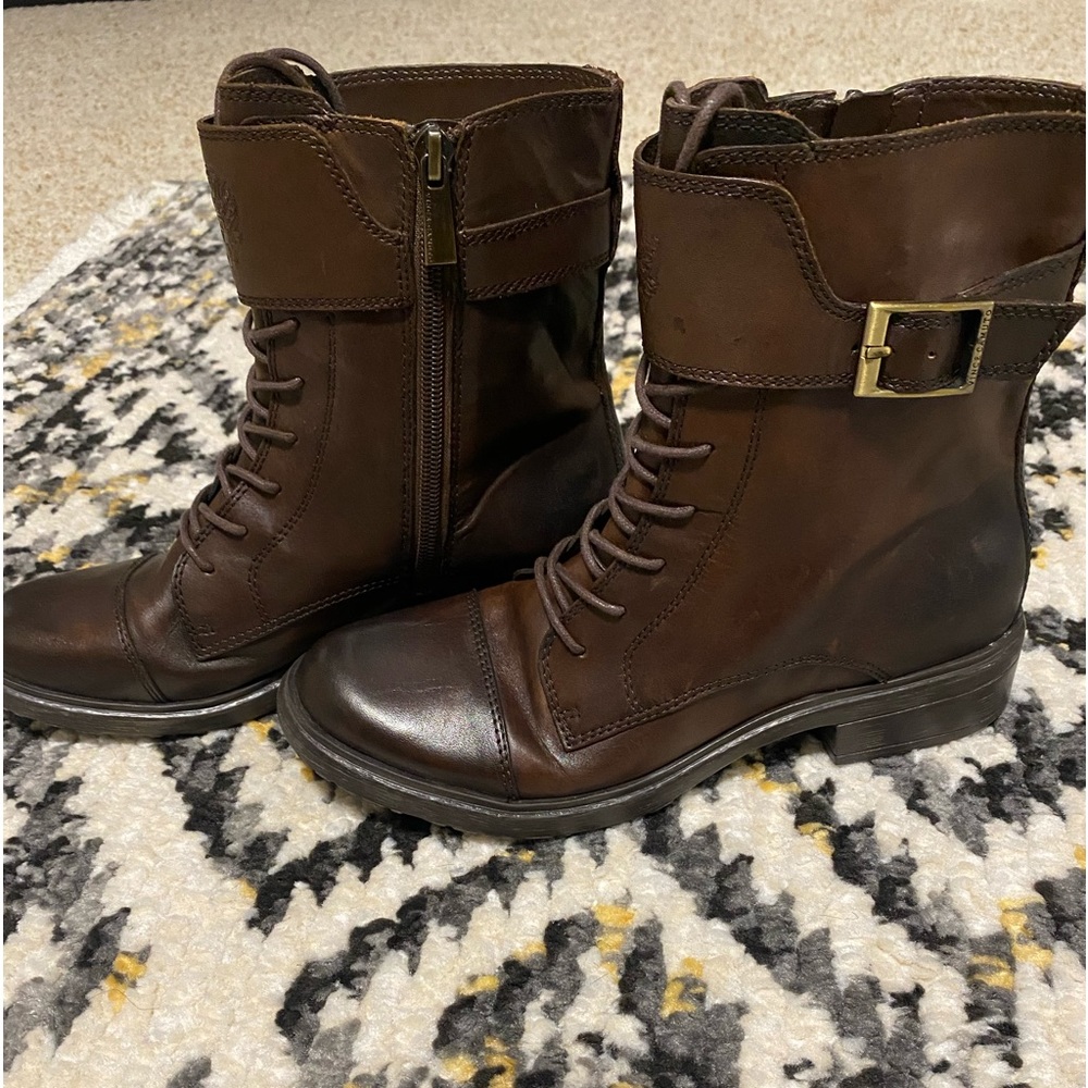 New Vince Camuto boots size 7